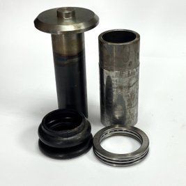 Комплект Т-40 ПВМ втулка + шкворень з упорним підшипником Т40А-2305022 Т40А-2305022 + Т40А-2301010 фото