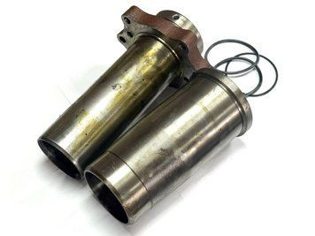 Комплект МТЗ гільза + труба шкворня (вир-во МТЗ) 52-2308084-А1+ 52-2308040